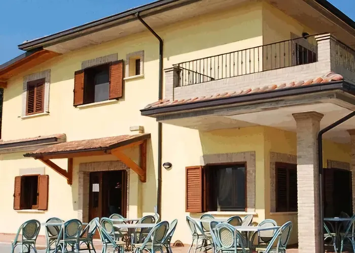 Alloggio per agriturismo San Silvestro *