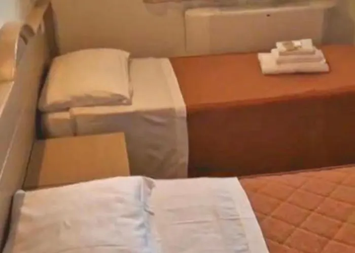 San Silvestro Alloggio per agriturismo Piazzano